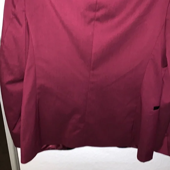 ASOS tuxedo blazer with black knot buttons and details - Picture 8 of 8